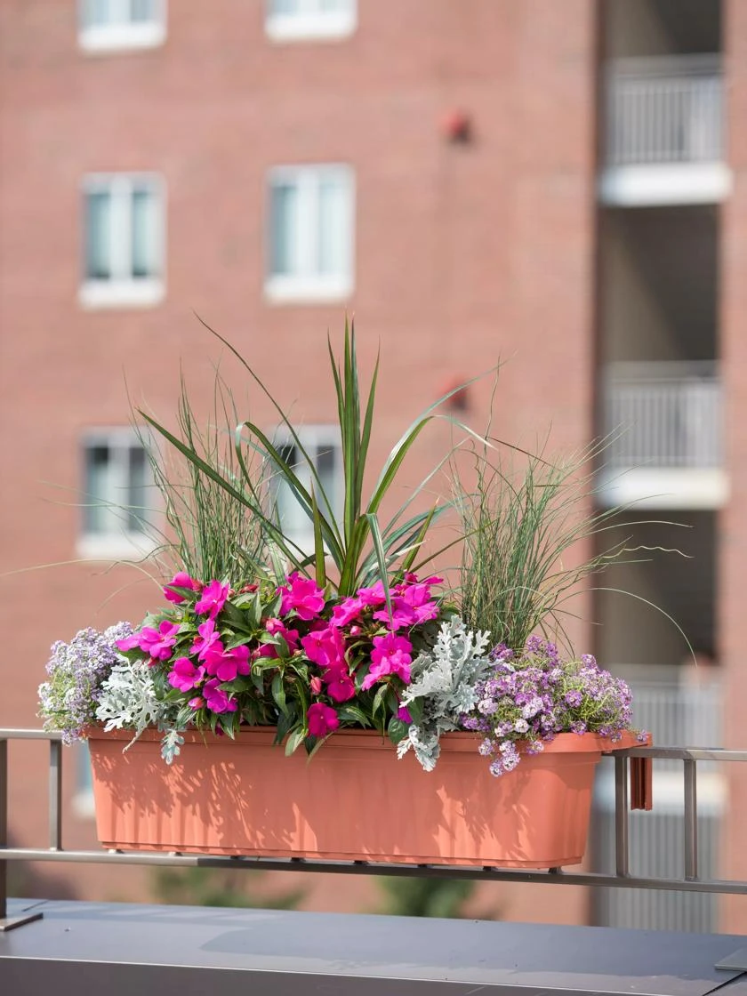 Adjustable Self-Watering Railing Planter, 32" - Image 2