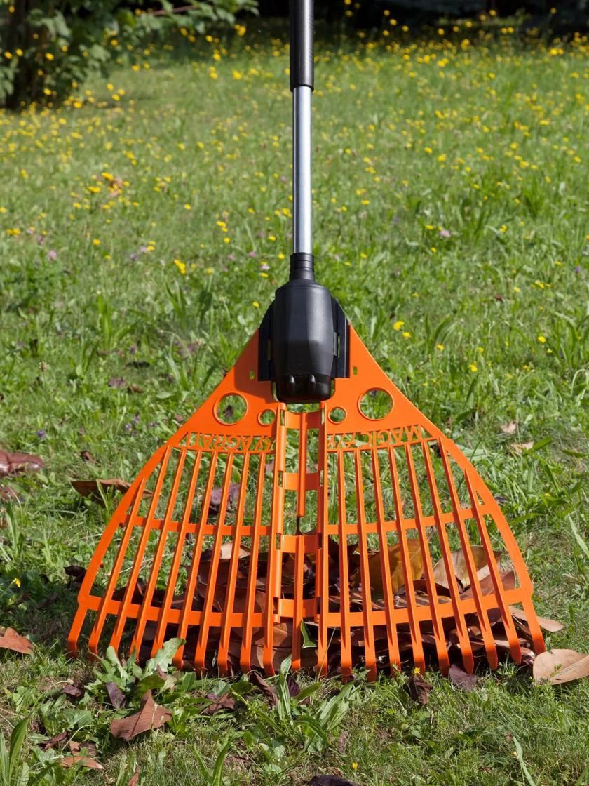 Magic Fly® Leaf Rake